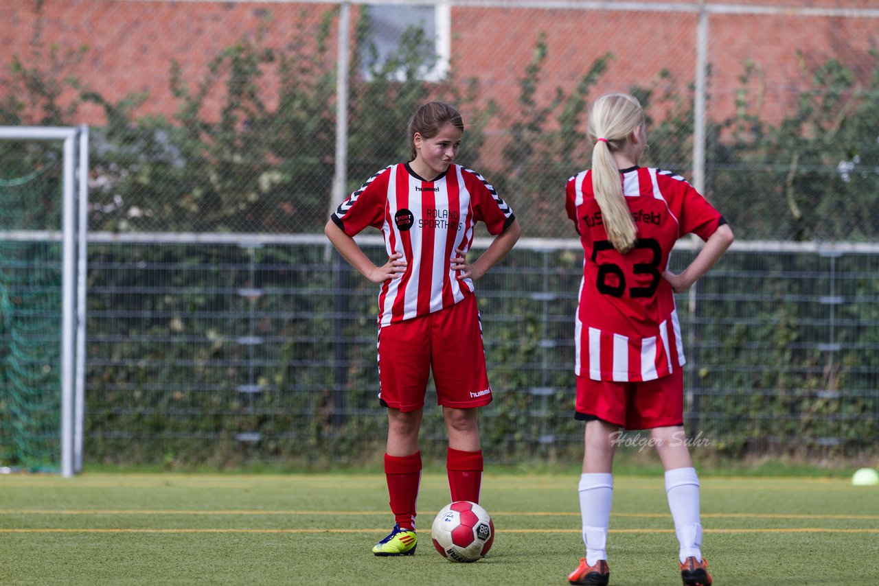 Bild 299 - C-Juniorinnen Kaltenkirchener TS - TuS Tensfeld : Ergebnis: 7:0